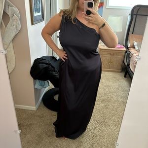 One shoulder column gown